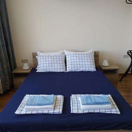Hotel Stefi House à Veliko Tarnovo Extérieur photo