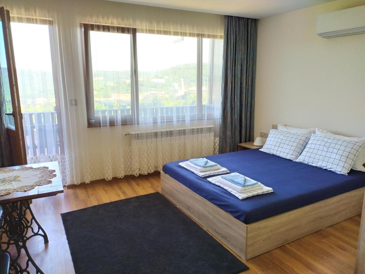 Hotel Stefi House à Veliko Tarnovo Extérieur photo